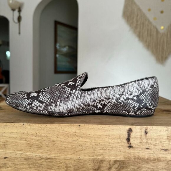 Vince Paz Venetian Grey Cream Genuine Snake Skin Leather Flat Loafers Size 8.5 - Picture 7 of 15